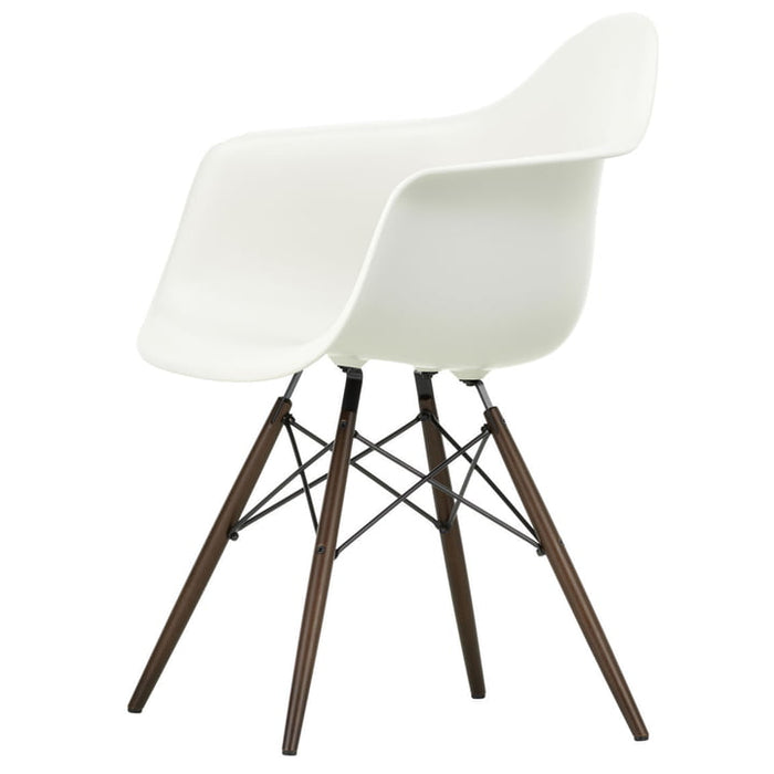 DAW PP Arm Chair (Wooden Leg)