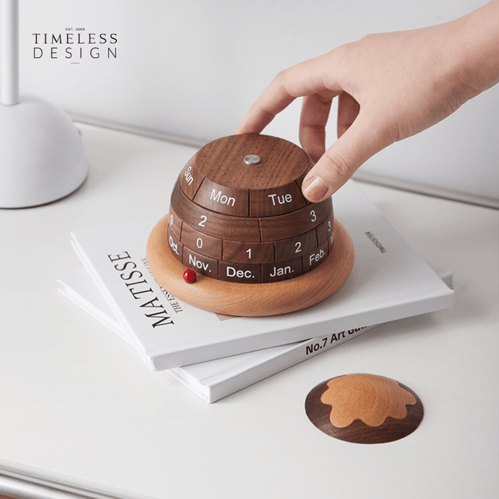 Jaxon Wooden Rotating Calendar