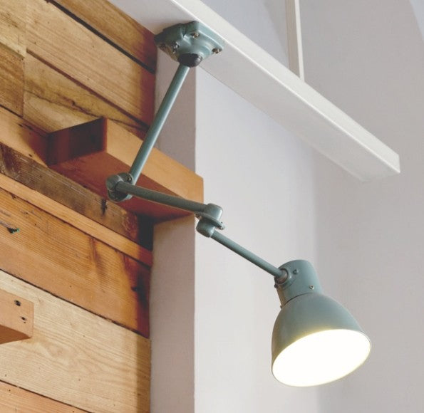 Zorro 3 Swivel Arm Wall Lamp (L) - Timeless Design