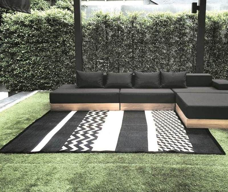 Katve Outdoor Mat (L) 180x270cm - Timeless Design