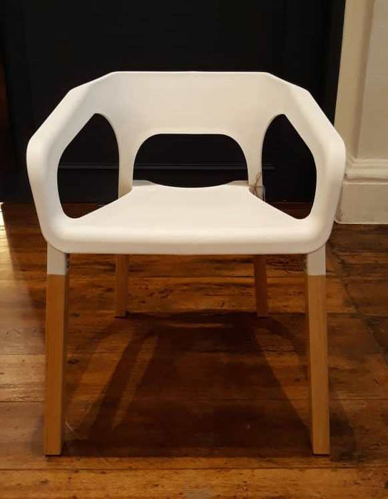 Cognac PP Chair - Timeless Design