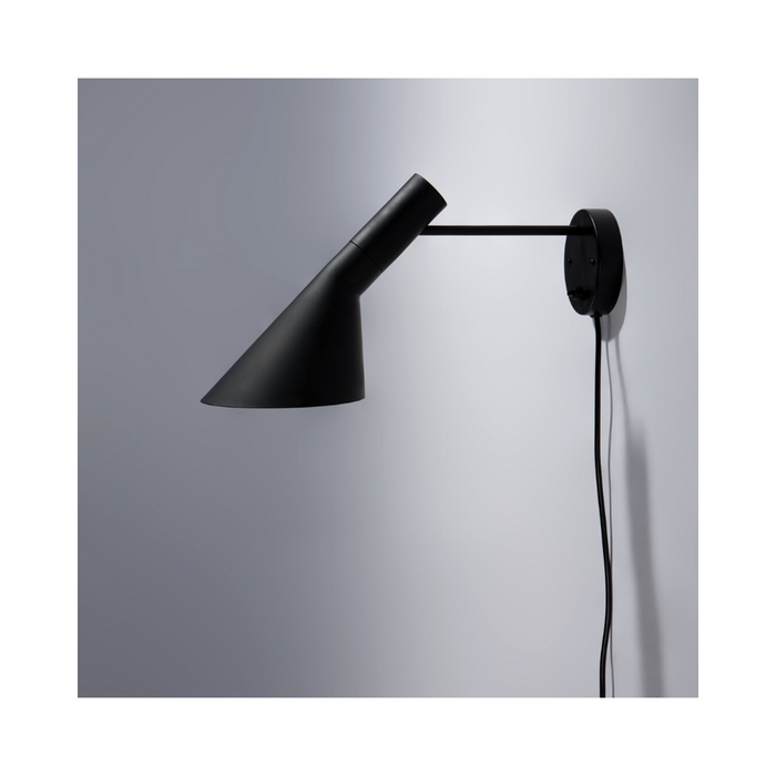 Erica Wall Lamp (Black) - Timeless Design