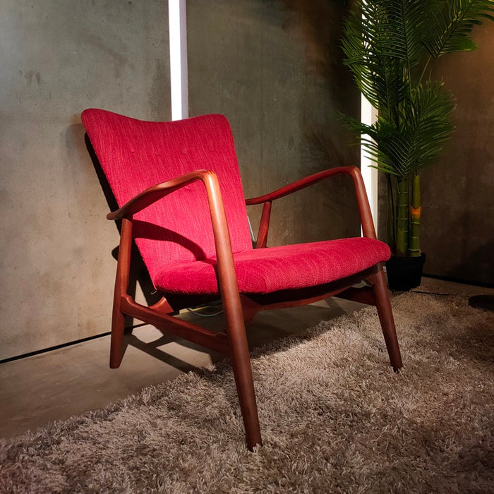 Gemini Lounge Chair