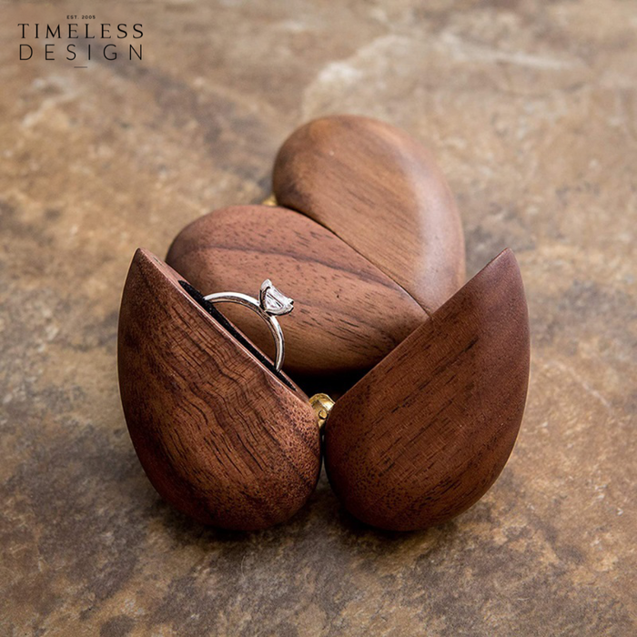 Roman Luxury Heart-shaped Wooden Ring Box