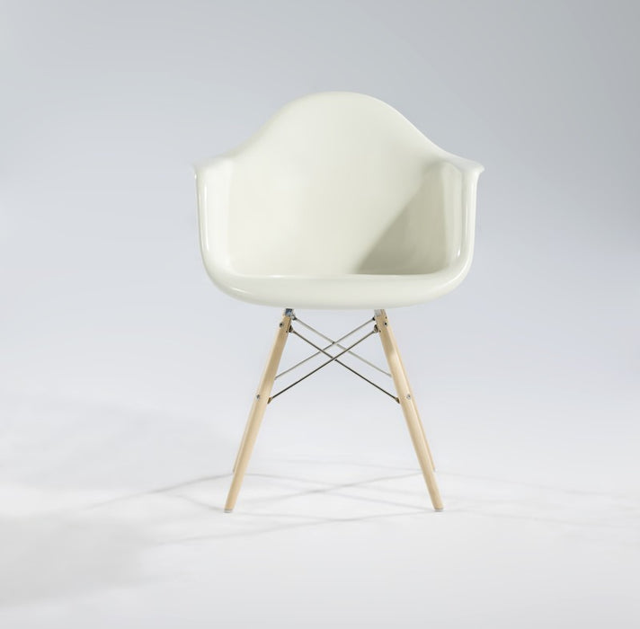 Connie Arm Chair ( Wooden Leg ) - Timeless Design