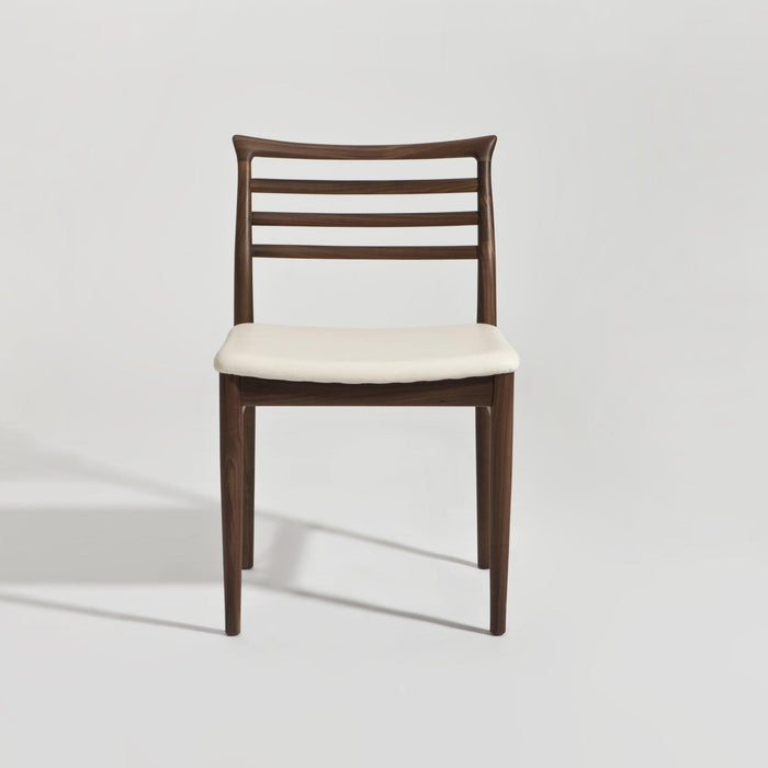Edward Chair - Timeless Design