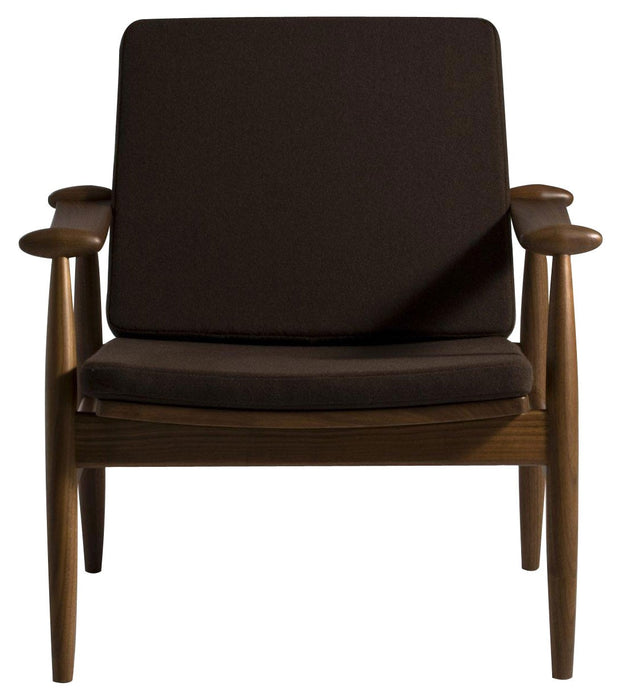 Stacy Arm Chair - Timeless Design