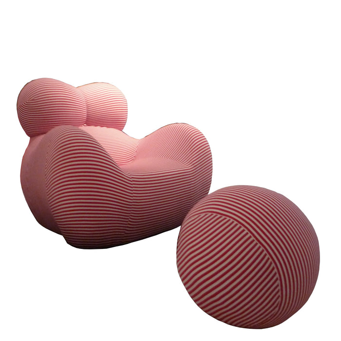 Bear Lounge Chair - Timeless Design