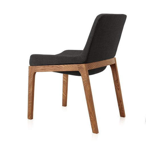 Neville chair - Timeless Design